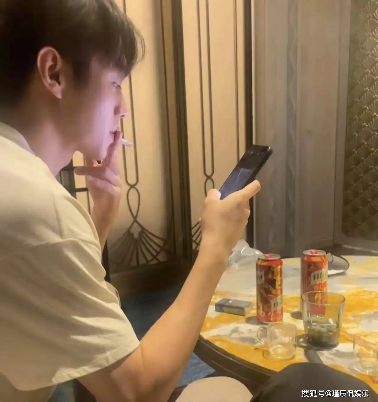 娱乐圈明星私生活风波_明星私底黑料其他明星知道吗,_赵露思经纪公司对抗虚假助农