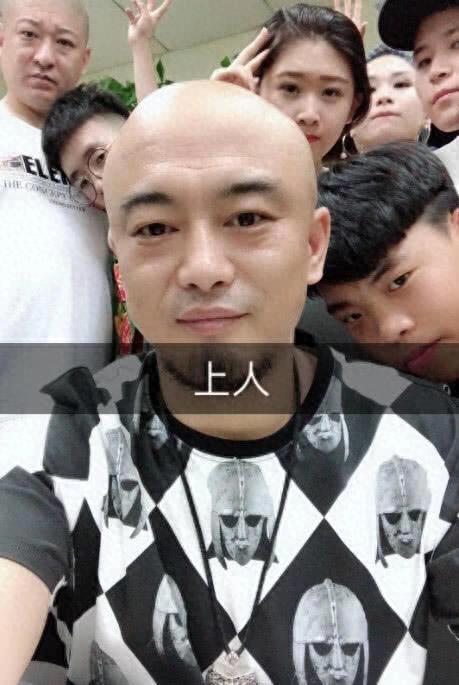 快手抖音网红黑料在哪里找的啊,_快手五哥投诉负能量网红_五哥与快手官方深度长谈